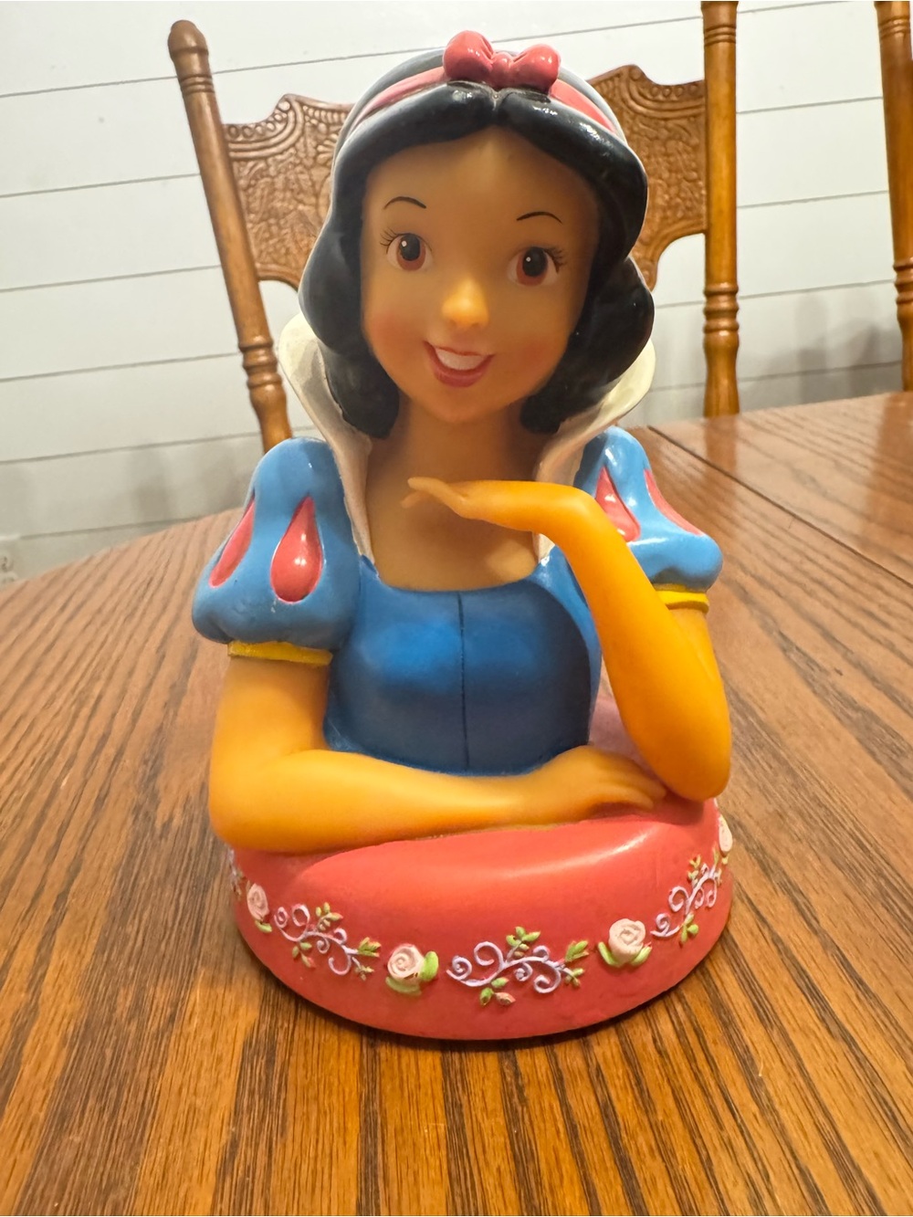 Disney Snow White Bust Figure in Blue, Red & Yellow